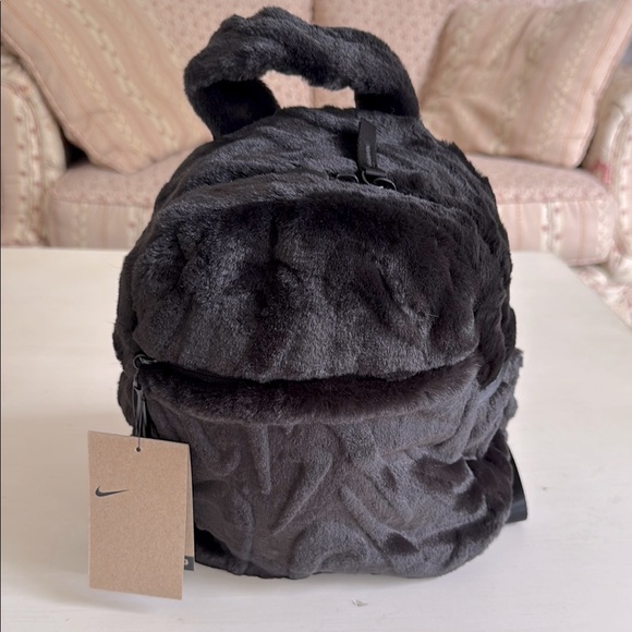 Nike Handbags - Nike Women's Black Faux Fur Backpack NWT 🖤🖤🖤